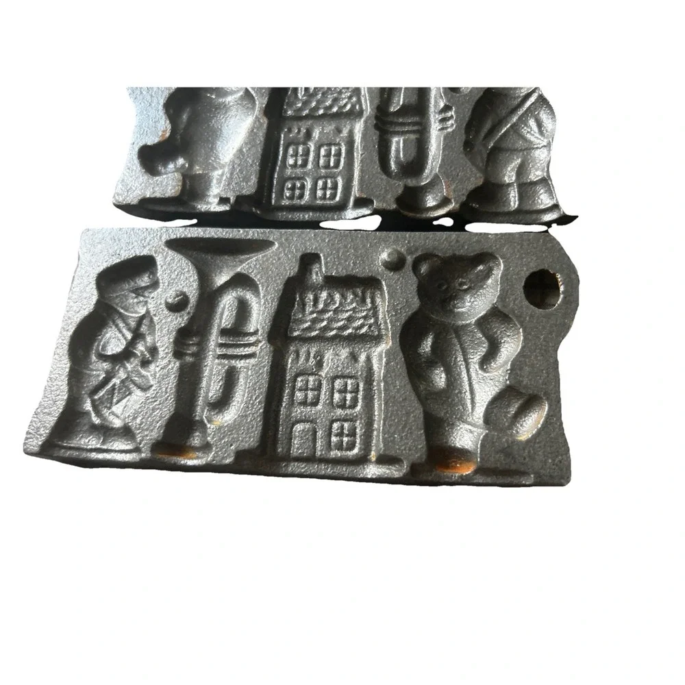 John Wright Cast Iron Candy Mold Christmas Gingerbreas Snowflake Drummer Boy